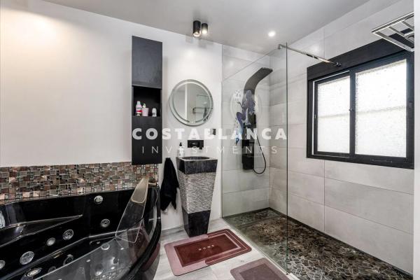 Chalet en Urbanización Gran Sol