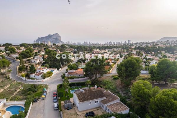 Chalet en Urbanización Gran Sol