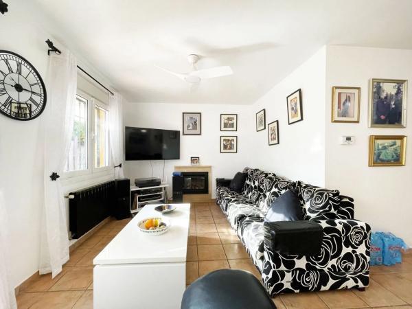 Chalet adosado en avenida Generalitat Valenciana