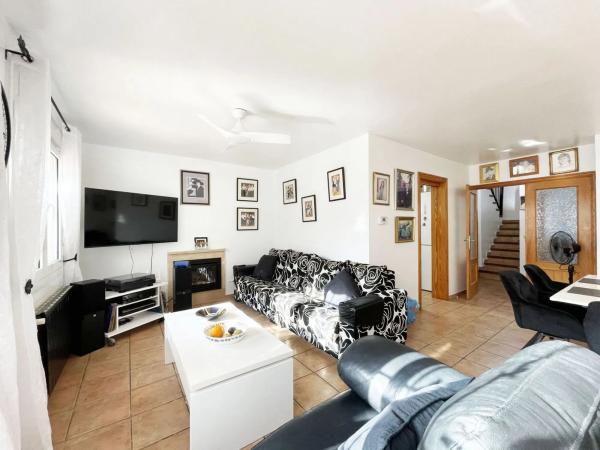 Chalet adosado en avenida Generalitat Valenciana