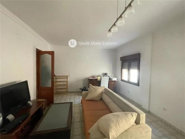 Chalet adosado en calle de L'alcalde Vicente Pastor Tomas