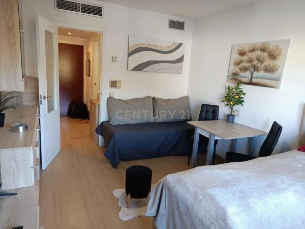 Estudio en calle Xaloc, 7