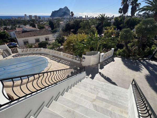 Casa independiente en Urbanización Cometa III