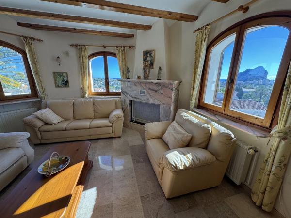 Casa independiente en Urbanización Cometa III