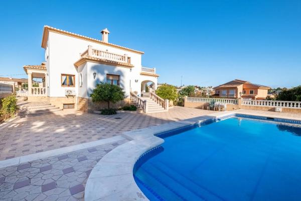 Chalet en avenida Casanova