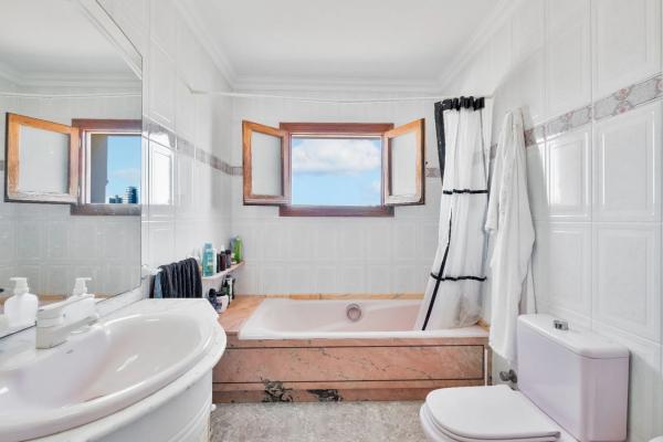 Chalet en avenida Casanova