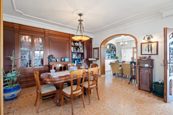 Chalet en avenida Casanova