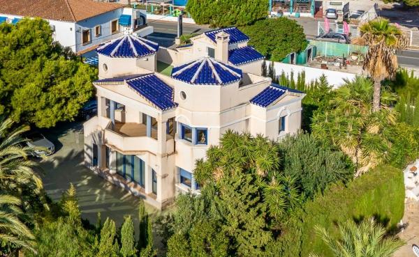 Chalet en Manzanera-Tosal