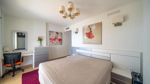 Piso en calle Grecia