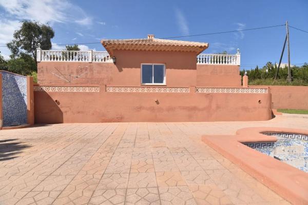 Casa independiente en Partida Los Pinos