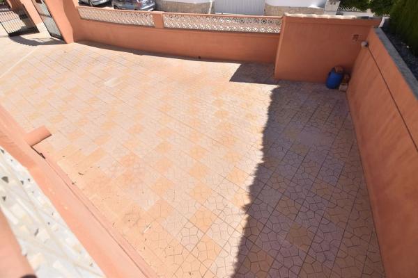 Casa independiente en Partida Los Pinos