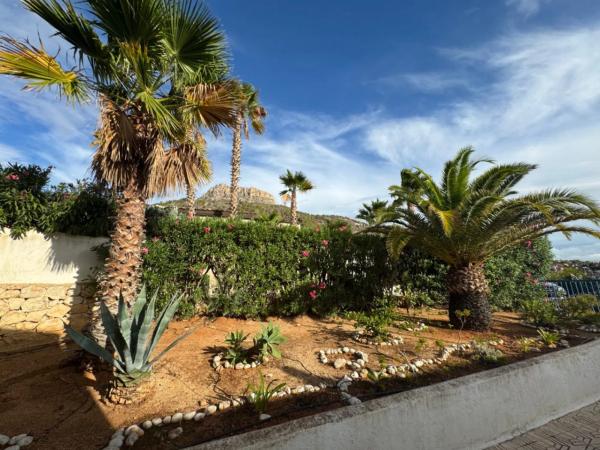 Casa independiente en Urbanización Canuta de Ifach