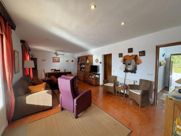 Casa independiente en Urbanización Canuta de Ifach