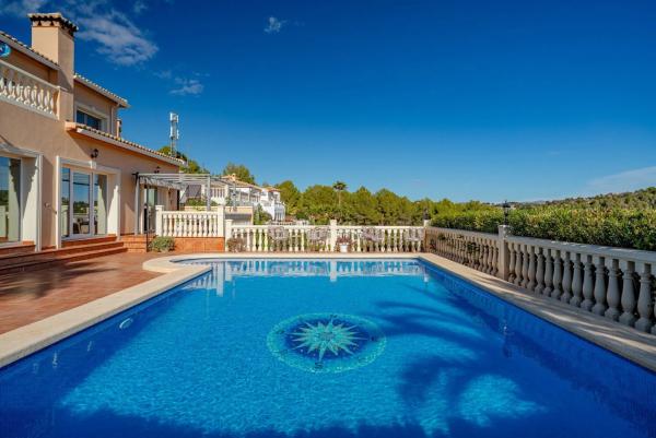 Chalet en Partida Corralet