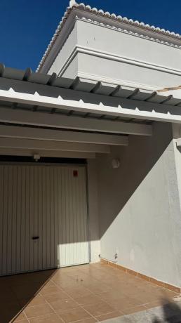 Chalet adosado en Partida Cometa III