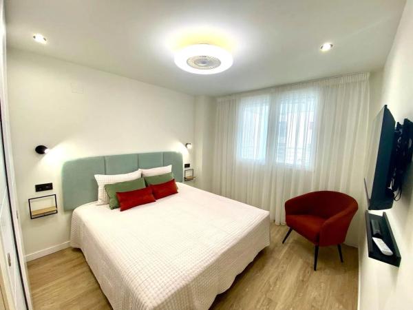 Piso en avenida Rosa de los Vientos, 4