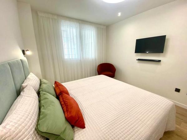 Piso en avenida Rosa de los Vientos, 4