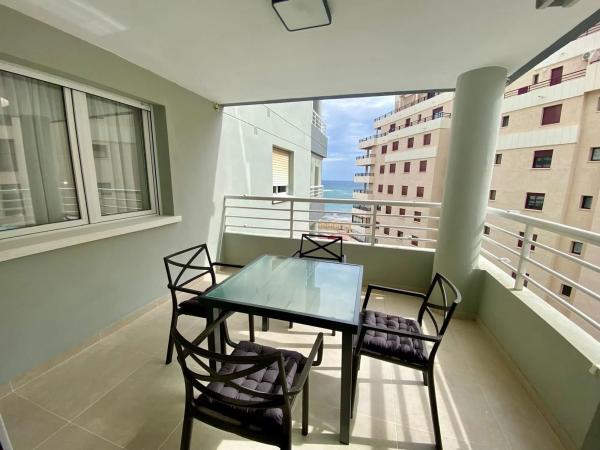 Piso en avenida Rosa de los Vientos, 4