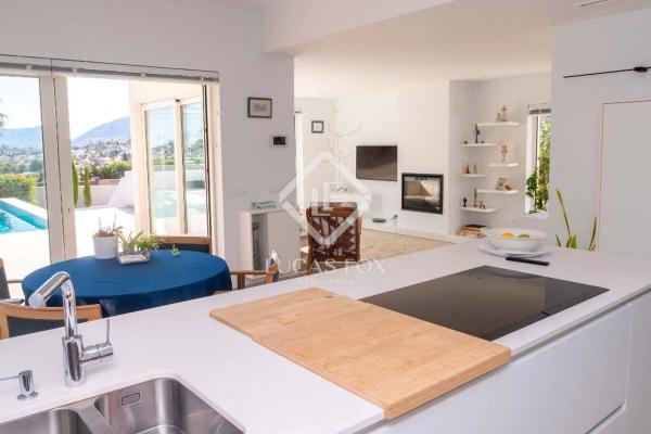 Casa independiente en alto Urbanización Carrió