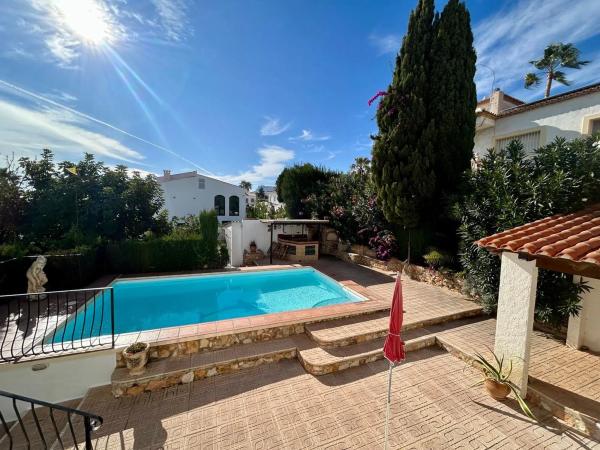 Casa independiente en Urbanización Gran Sol