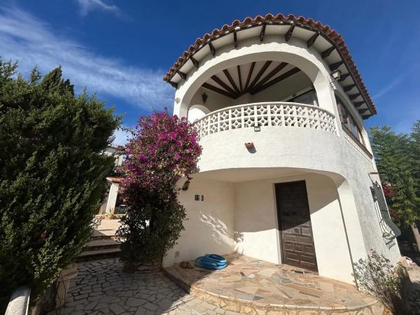 Casa independiente en Urbanización Gran Sol