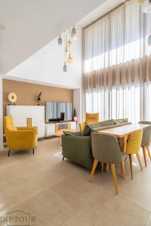 Dúplex en avenida de Rumania