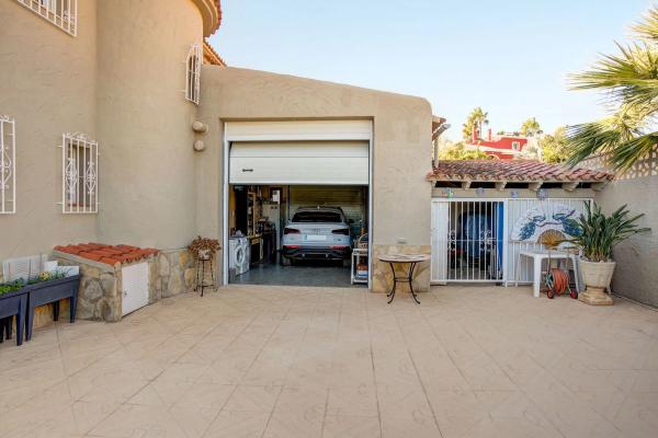 Casa independiente en Partida Enchinent, 17 g