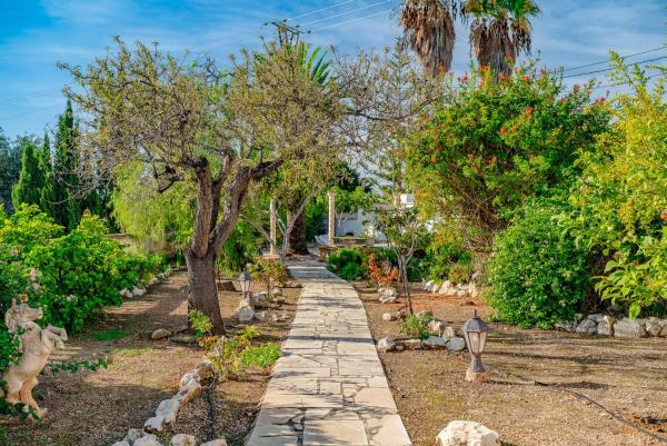 Casa independiente en Ur Cometa III