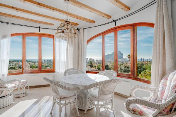 Casa independiente en Ur Cometa III