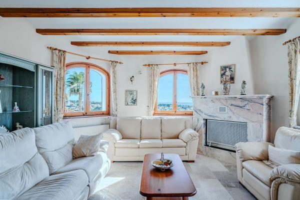 Casa independiente en Ur Cometa III