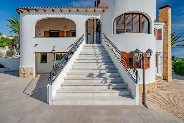 Casa independiente en Ur Cometa III