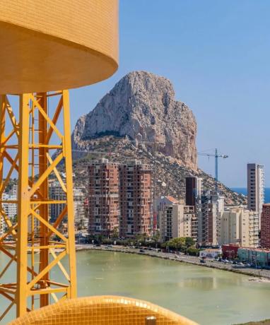 Piso en avenida Rumania, 32