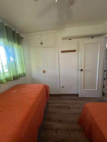 Piso en avenida Juan Carlos I