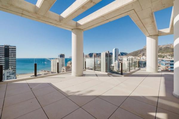 Ático en calle Estonia