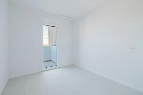 Ático en calle Estonia