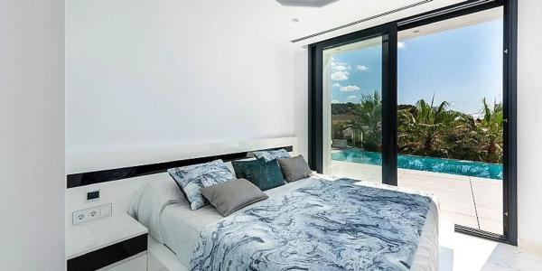 Casa independiente en Urbanización Caleta