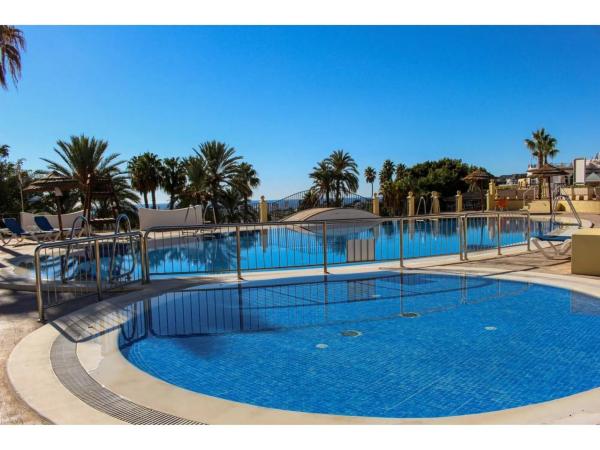 Chalet adosado en calle Imperial Park Resort