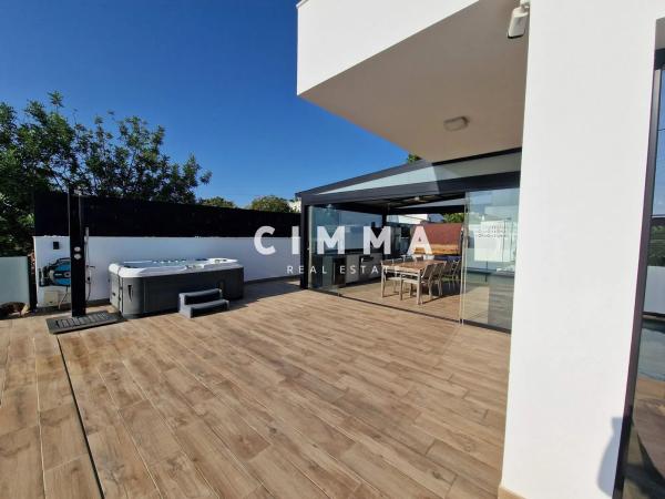 Casa independiente en Partida Benicolada