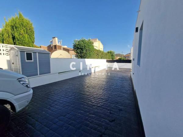 Casa independiente en Partida Benicolada