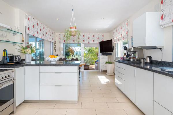 Casa independiente en Partida Maryvilla