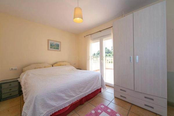 Casa independiente en Partida Empedrola Sup, 27