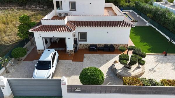 Casa independiente en Urbanización La Vallesa