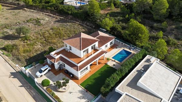 Casa independiente en Urbanización La Vallesa
