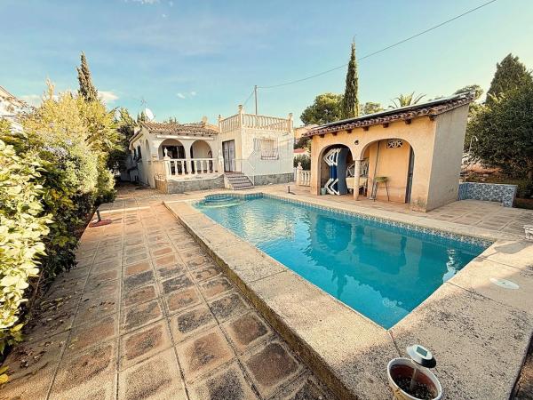 Chalet en Cometa-Carrió