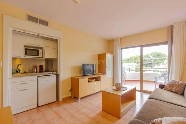 Piso en Urbanización Caleta, 28 a