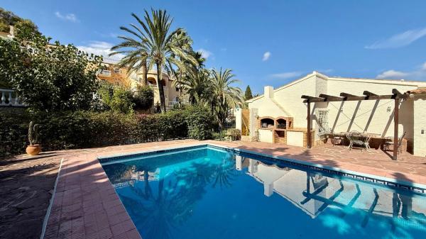 Casa independiente en Partida Maryvilla