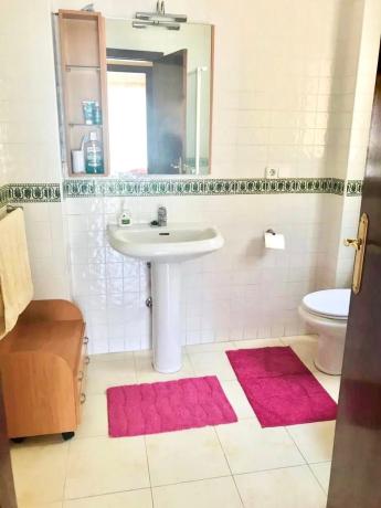 Casa independiente en avenida la Manzanera