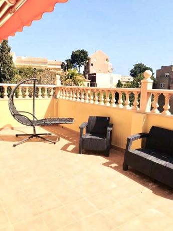 Casa independiente en avenida la Manzanera