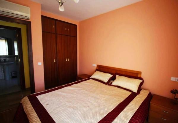 Casa independiente en avenida la Manzanera