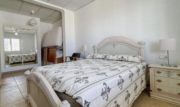 Casa independiente en calle Isla de Formentera